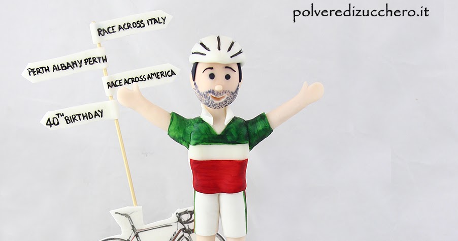 Torta 40 Compleanno Un Ciclista Tridimensionale In Pasta Di Zucchero E Biciclette Su Cialda Polvere Di Zucchero Cake Design E Sugar Art Corsi Decorazione Torte Cupcakes E Fiori Shop On Line