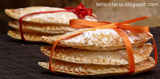  EMPANADILLAS DE CREMA PASTELERA 