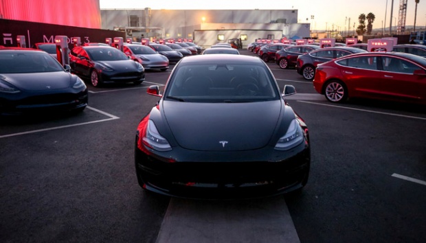 Kontemplasi Asa Tesla Model 3 Indonesia Resmi Meluncur Di Tanah Air Ini Spesifikasi Dan Cara Perawatannya