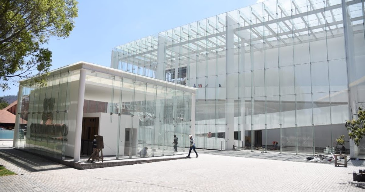 Avance del 85 por ciento el nuevo centro de Convenciones de Morelia Avance del 85 por ciento el nuevo centro de Convenciones de Morelia