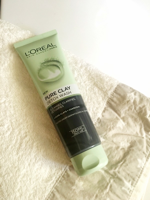 Ioanna's Notebook BEAUTY REVIEW L'OREAL PURE CLAY DETOX WASH CLEANSER