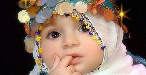 Rangkaian Nama Bayi Perempuan Islami Indah Artinya Arjoena Foto Lucu