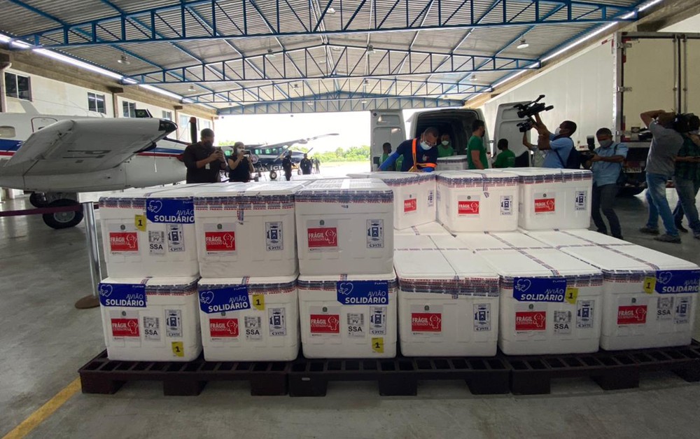 Covid-19: Bahia receberá remessa com mais de 280 mil doses de vacinas