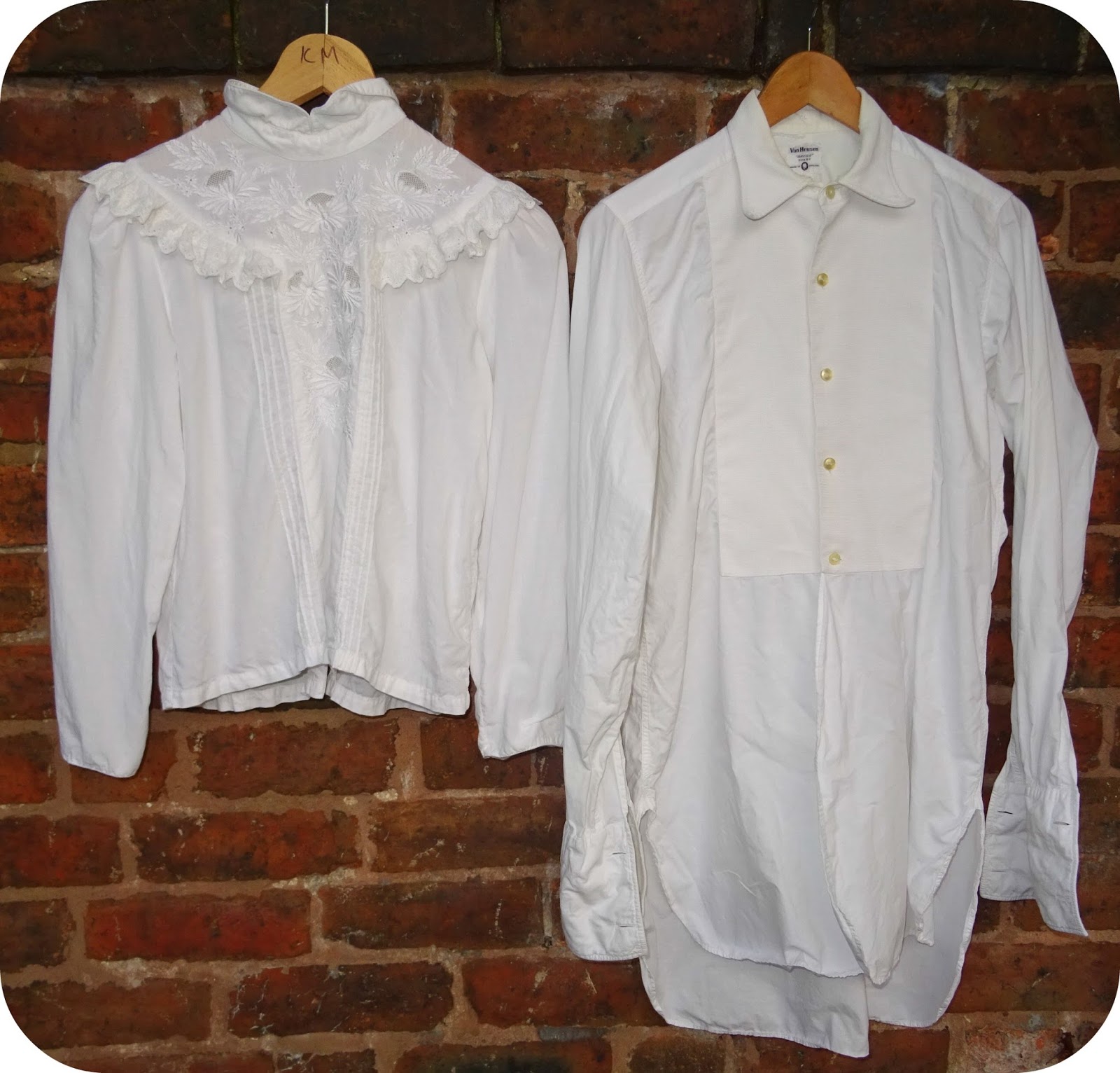 5 steps in washing clothes image