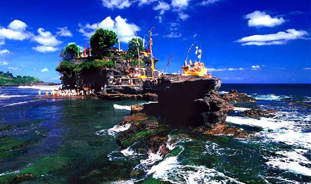 Tour 10 Tempat Wisata di Bali Paling Populer Tour 10 Tempat Wisata di Bali Paling Populer
