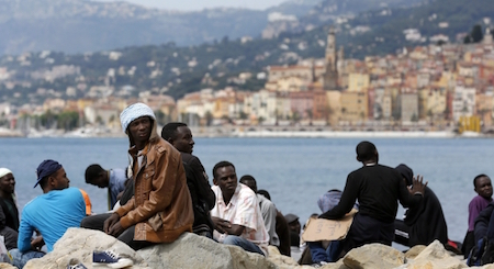 Italia improvisa campos de refugiados ante el cierre de fronteras europeas