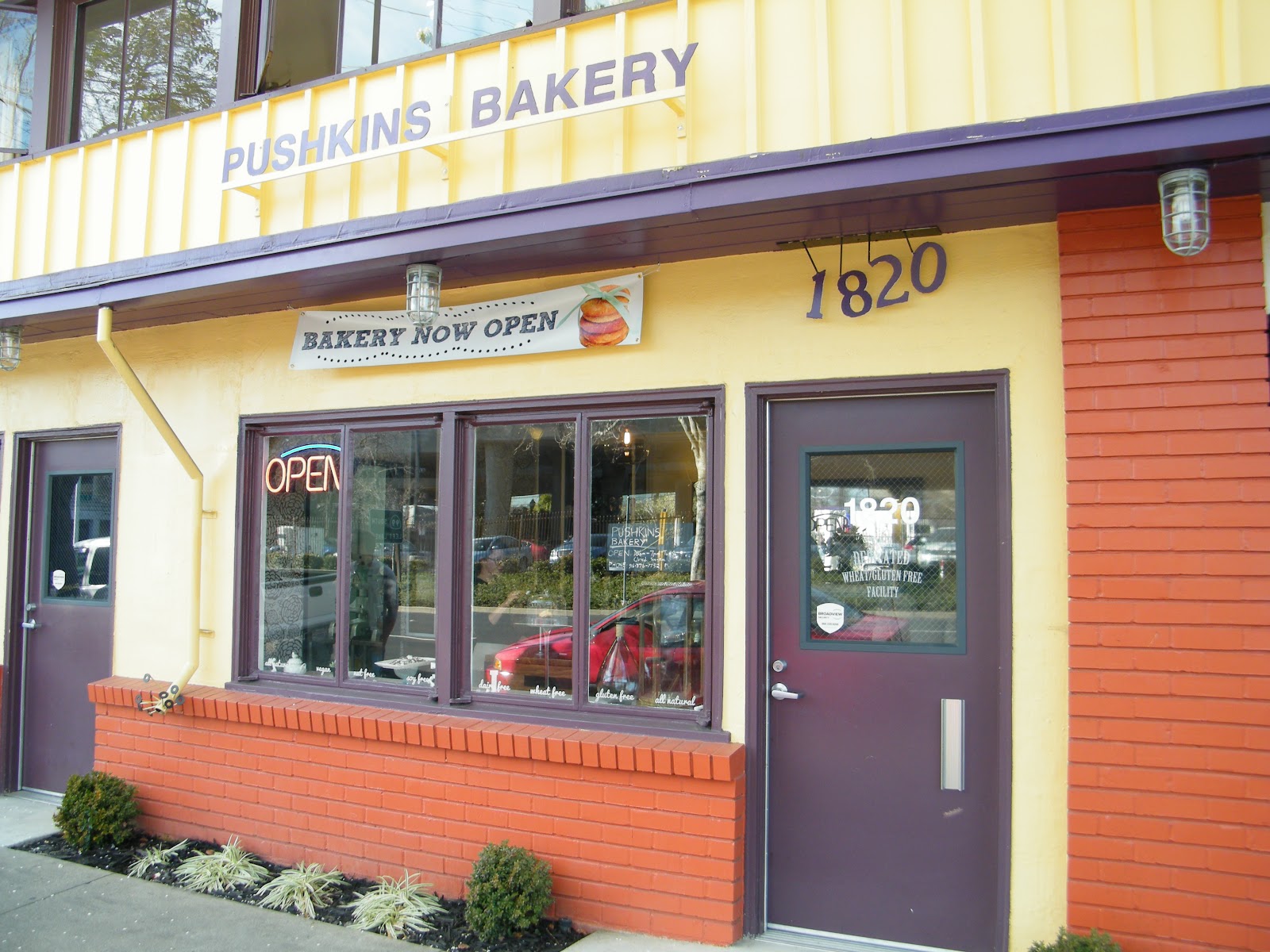 Sacramento Vegan Pushkin's Bakery