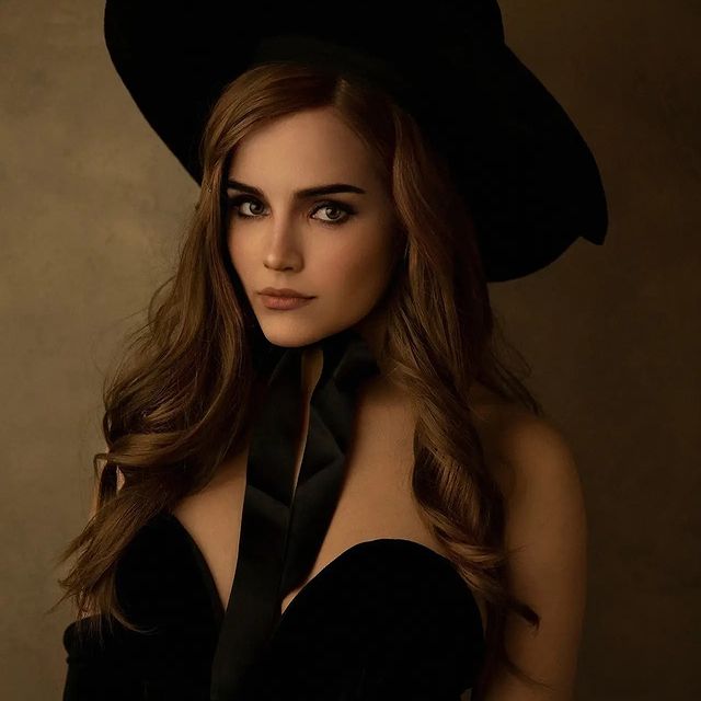 Kalinka Fox - Age, Wiki, Bio, Photos