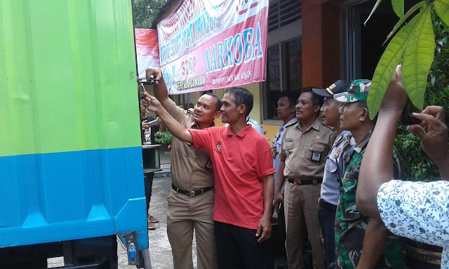 Babinsa Koramil Tanon Kawal Ketat Pendistribusian Kotak Suara