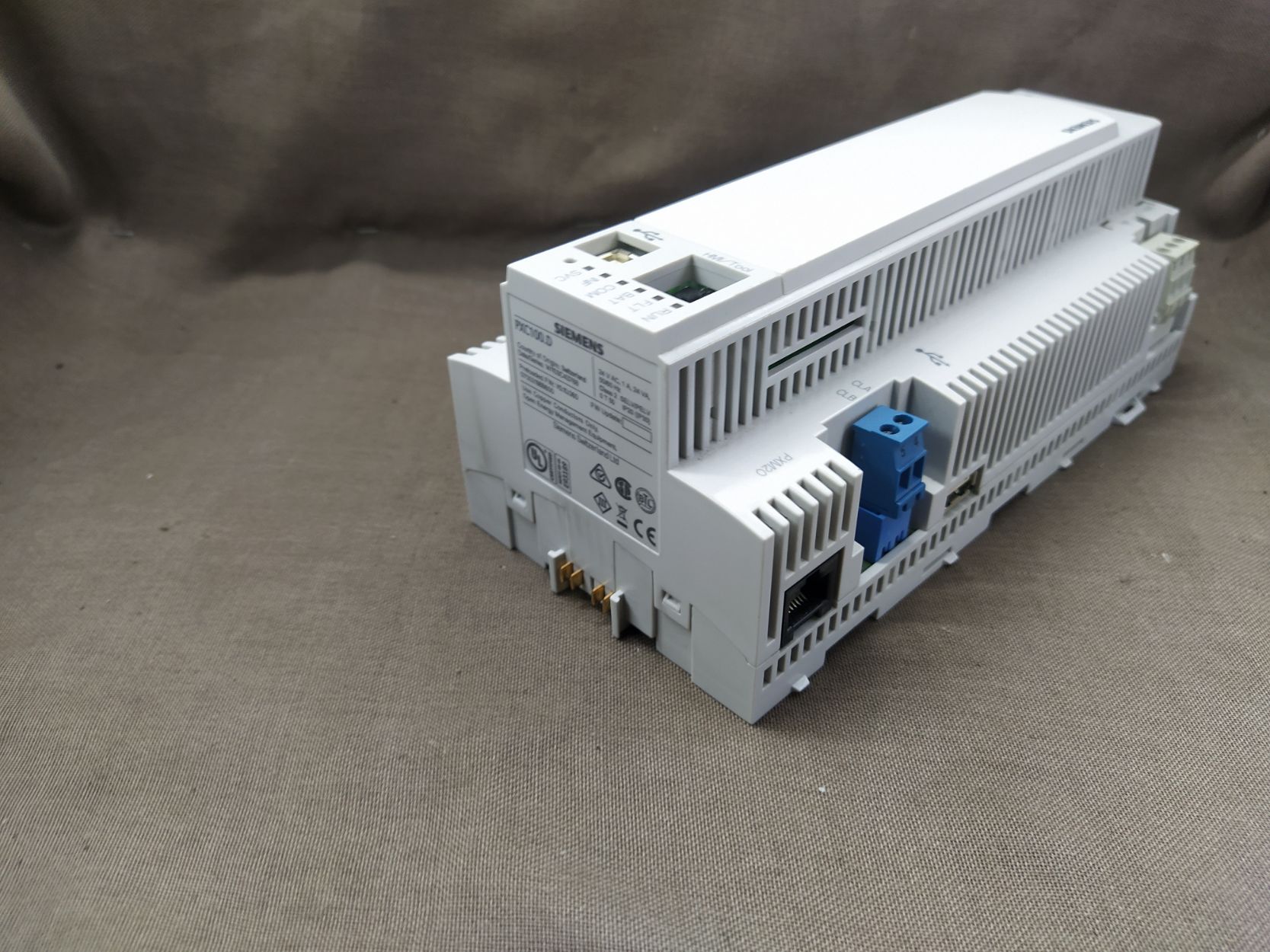 SIEMENS PXC100.D AUTOMATION STATIONS MODULAR 24V AC PXC100-D