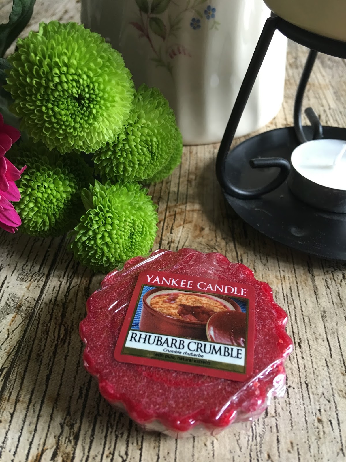 Rhubarb Crumble Yankee candles tart review