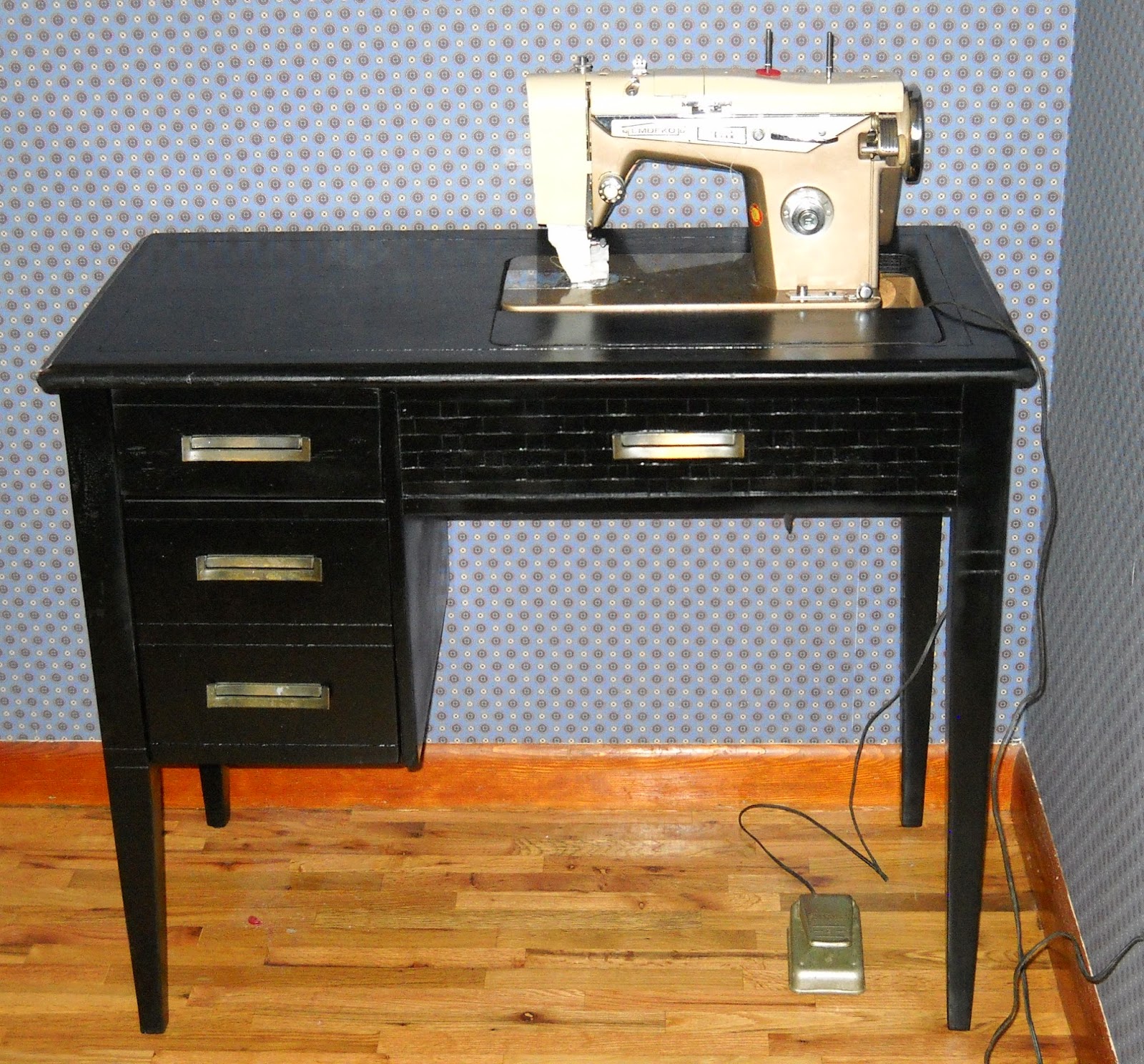 Val's Quilting Studio Sewing Refurbished