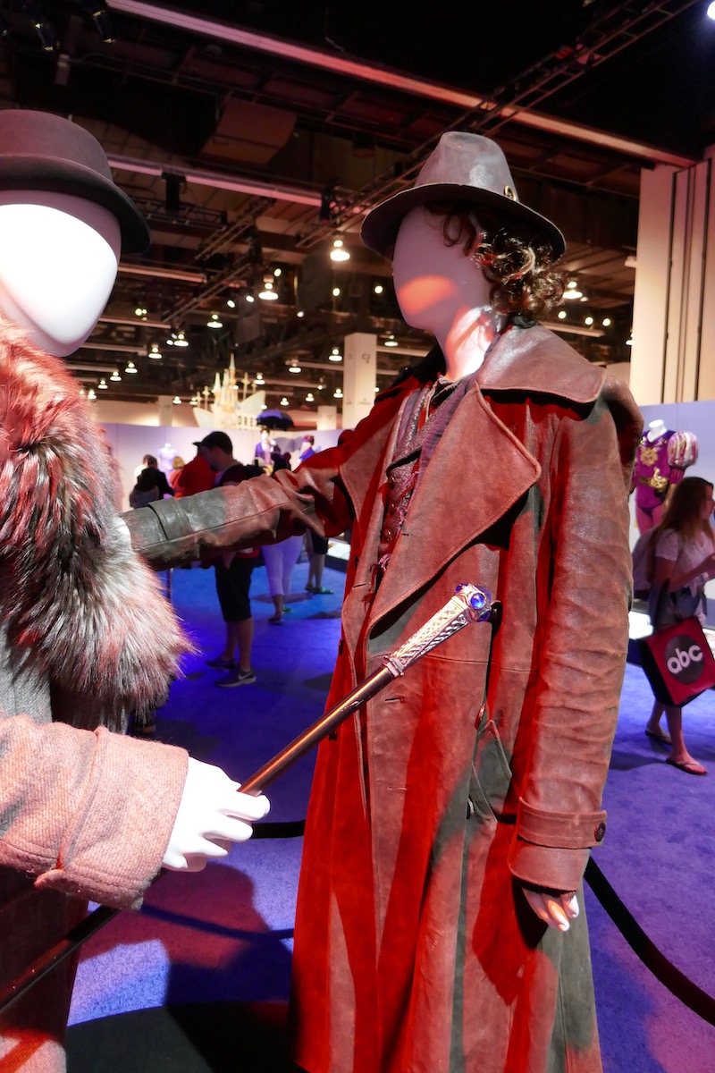 Hollywood Movie Costumes and Props Nicolas Cage and Alfred Molina