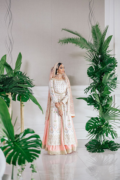 Indian bridal dresses Toronto: Indian Clothing - An Essence of Diversity