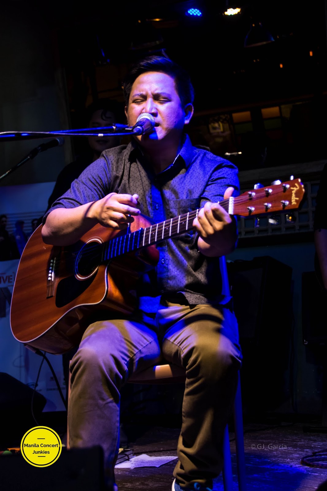 Former 6cyclemind frontman Ney Dimaculangan launched an album