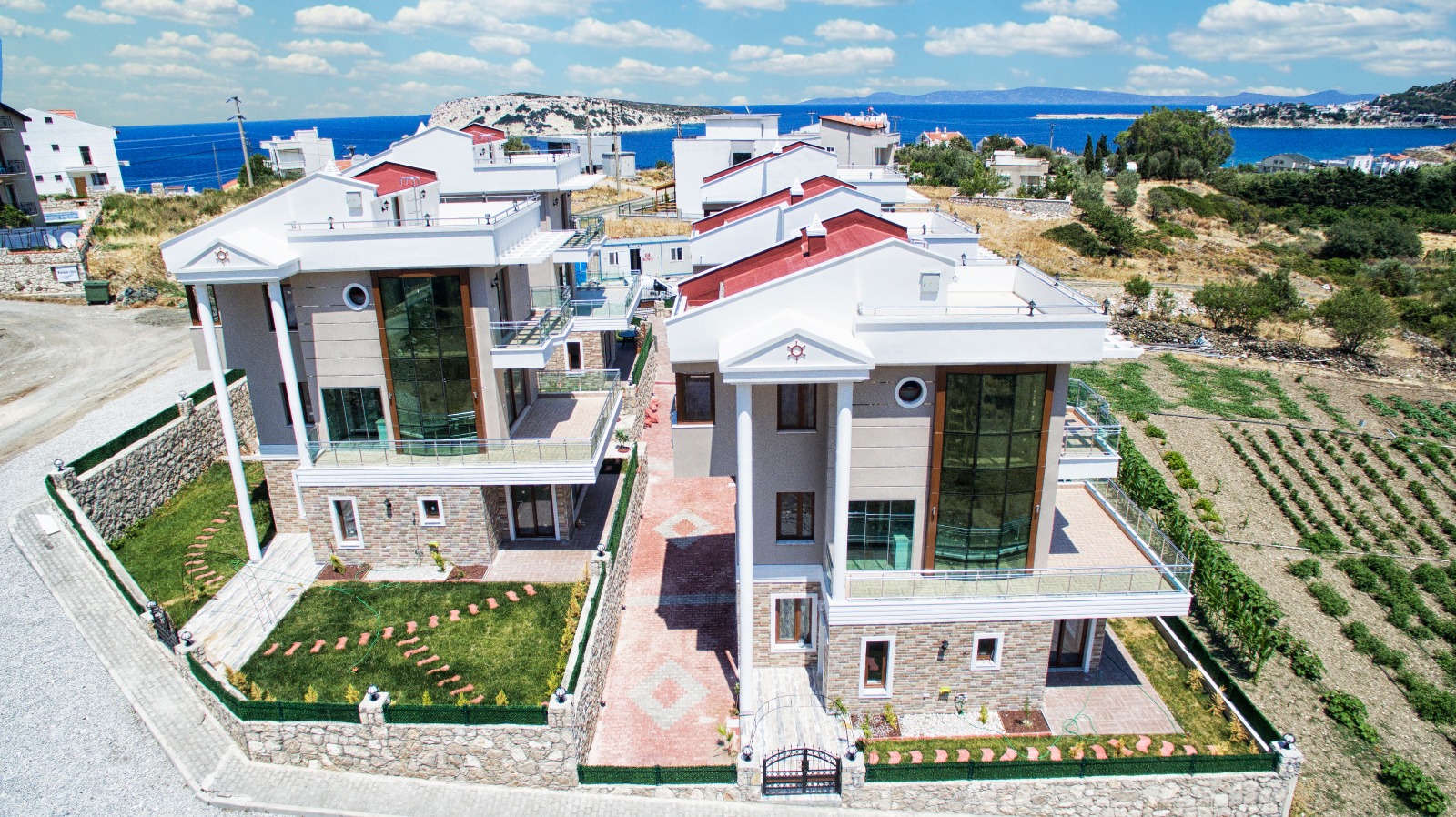 Villa for Sale 250m2 Izmır / Karaburun cost of Egean sea in Turkey