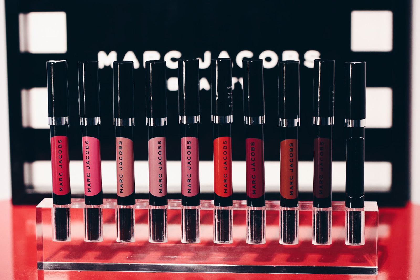 marc jacobs le marc crayon swatches avis