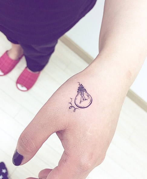 Mini tatuagens femininas Mini tatuagens femininas