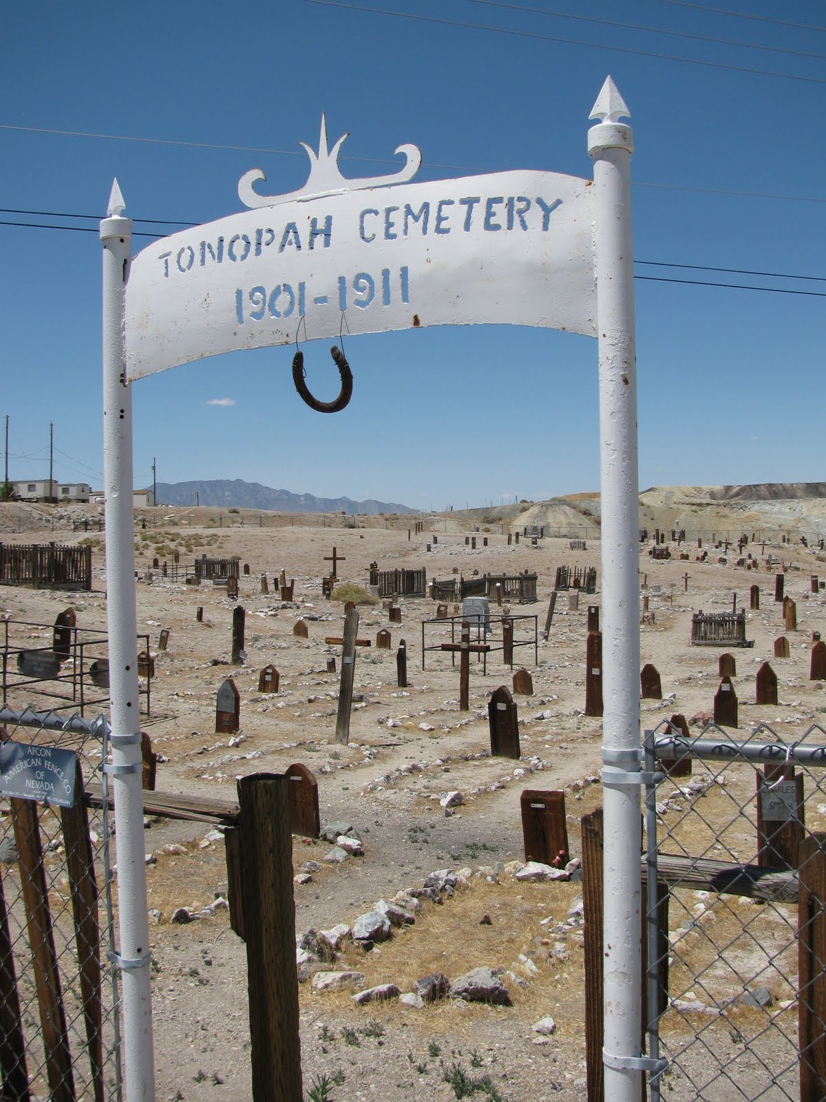Exploring The American West 7 15 2011 Tonopah Cemetery 1901 1911