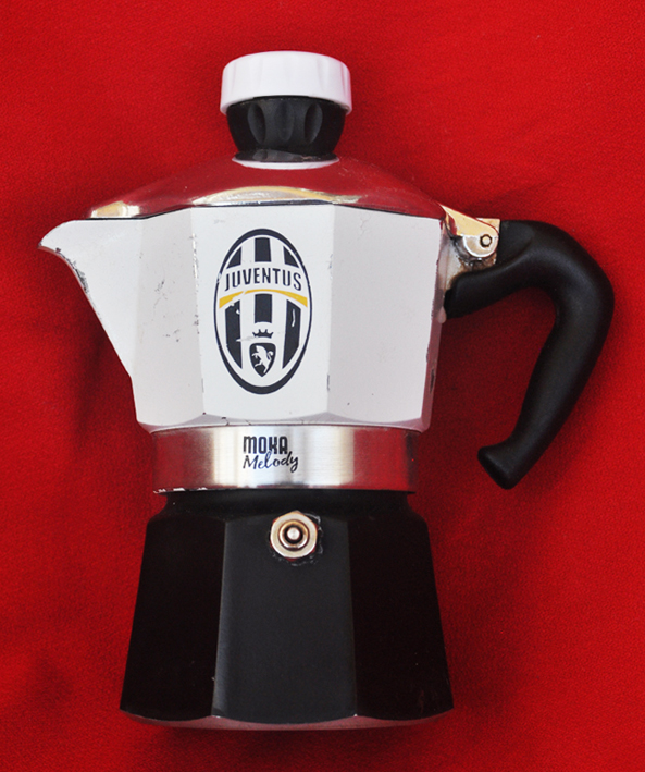 Bialetti Juventus coffee machine for homemade espresso