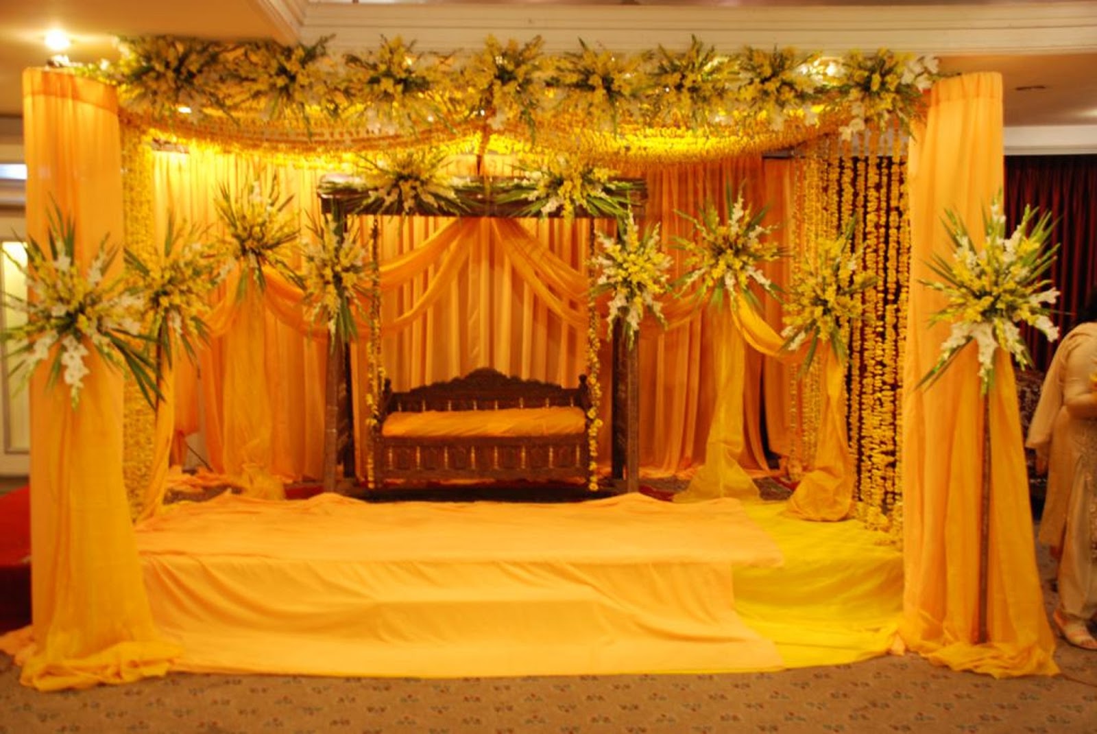 Free Download HD Wallpapers: Mayoon Function Stage Decoration Trends HD