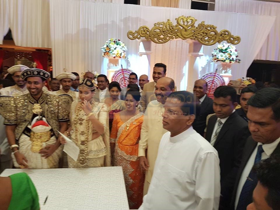 Palitha Range bandara's daughter Wedding Sri Lanka Hot Picture Gallery.