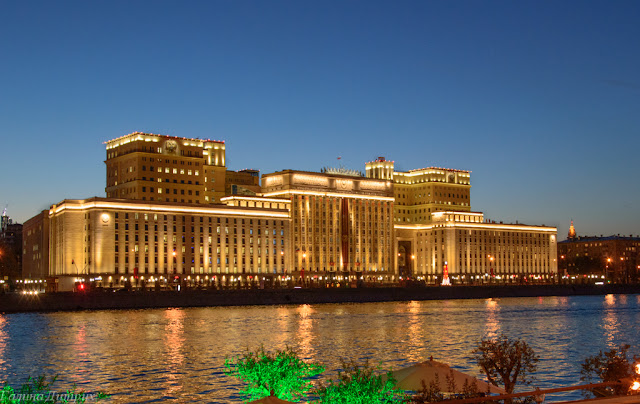 Набережная парка Горького О жизни: Набережная Парка Горького