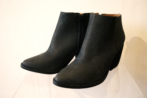 Feathers Boutique: Just IN: Jeffrey Campbell