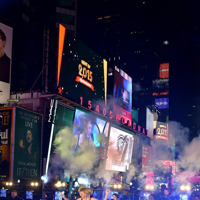 Video : テイラー・スウィフトが2014年を Shake It Off ! ! 、ニューヨークに2015年を連れてきたタイムズ・スクエアの大晦日の年越しライブをお楽しみください ! !