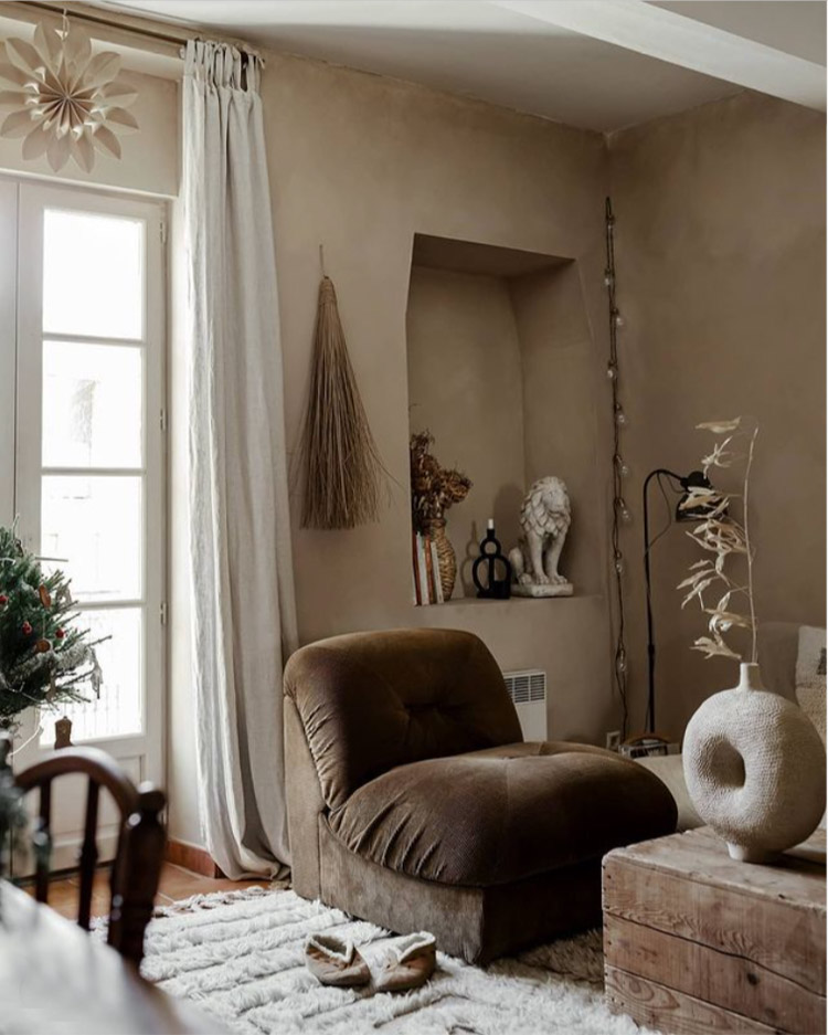 A Swedish Photographer and French Hat-Maker's Home in the South of France