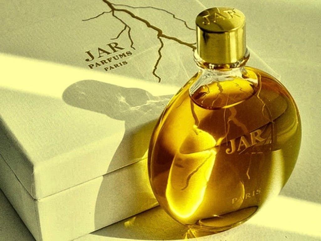 Para Fragrance Top 10 Most Expensive Perfumes in The World Para