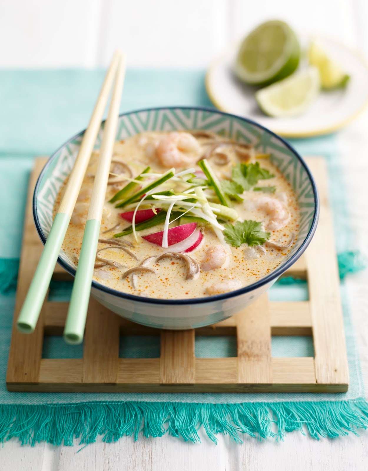 How To Make A Coconut and Prawn Laksa