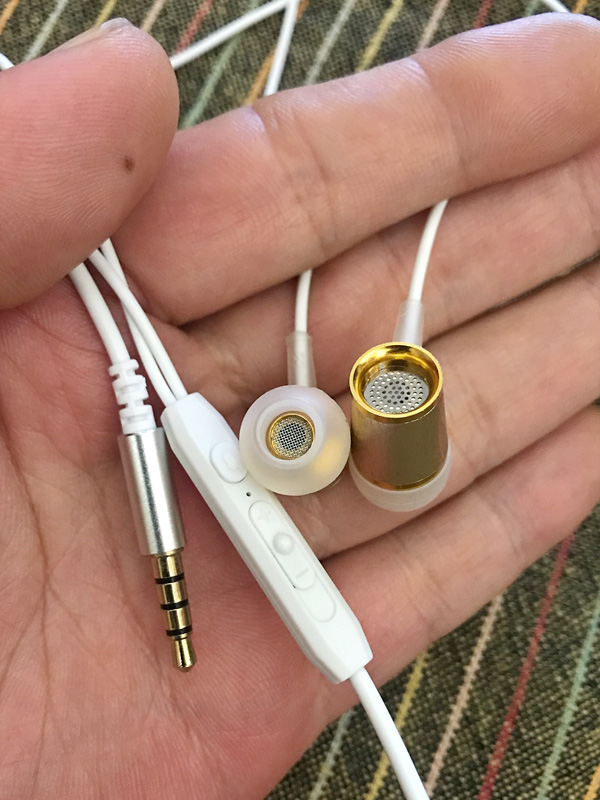 Daiso高音質イヤホンのコスパ最強説