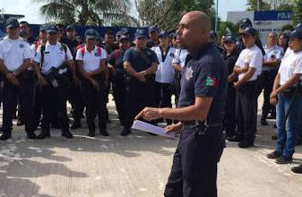 Alcaldesa ratera, le dicen Policías Mayas de Felipe Carrillo Puerto a su jefa