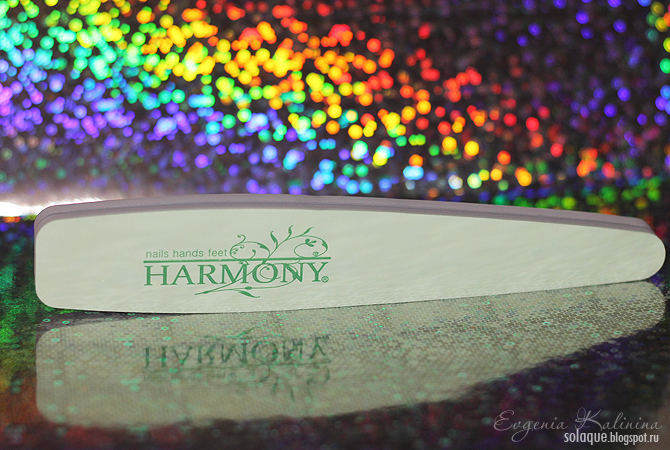 маникюр и педикюр.