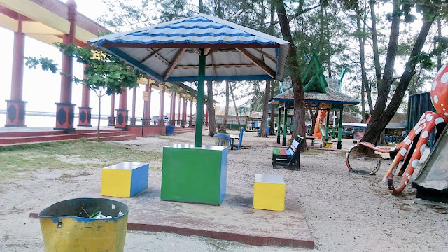 Wahana Bermain di Pantai Kubu Wahana Bermain di Pantai Kubu