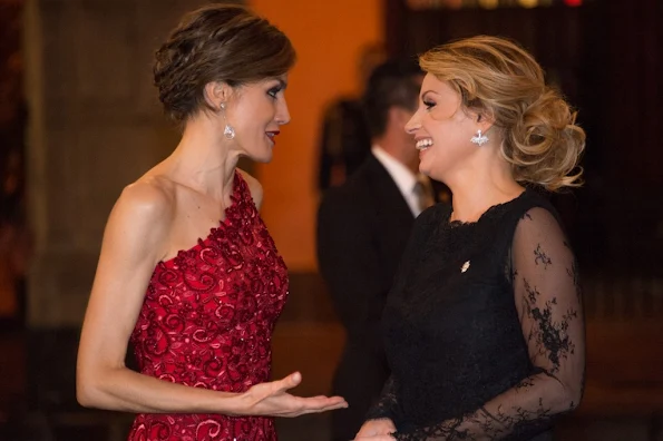 Queen Letizia and King Felipe VI of Spain attend a dinner given by Mexican President Enrique Peña Nieto and his wife First Lady Angelica Rivera