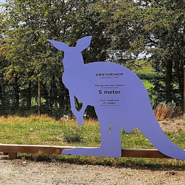 Pippi Langstrumpf, Kunst für Kinder und ein Besuch im Zoo: Ein toller Tag in und um Vejen. Känguru-Weitsprung ist ein einmaliges Erlebnis! Pippi Langstrumpf, Kunst für Kinder und ein Besuch im Zoo: Ein toller Tag in und um Vejen. Känguru-Weitsprung ist ein einmaliges Erlebnis!