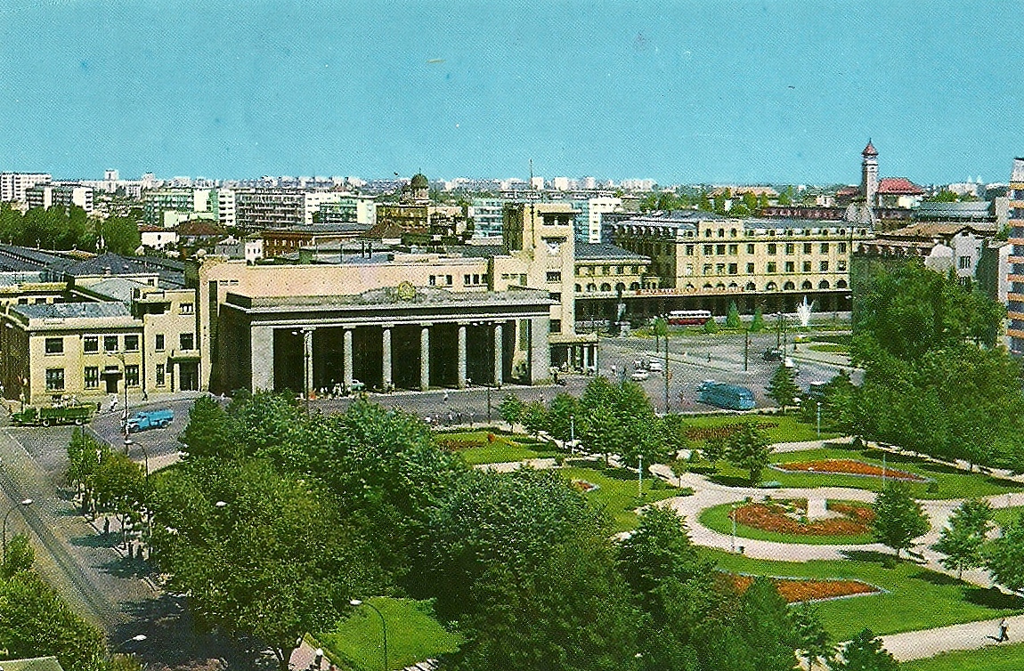 The traveler's drawer BUCUREŞTI (România). Piața Gării de Nord