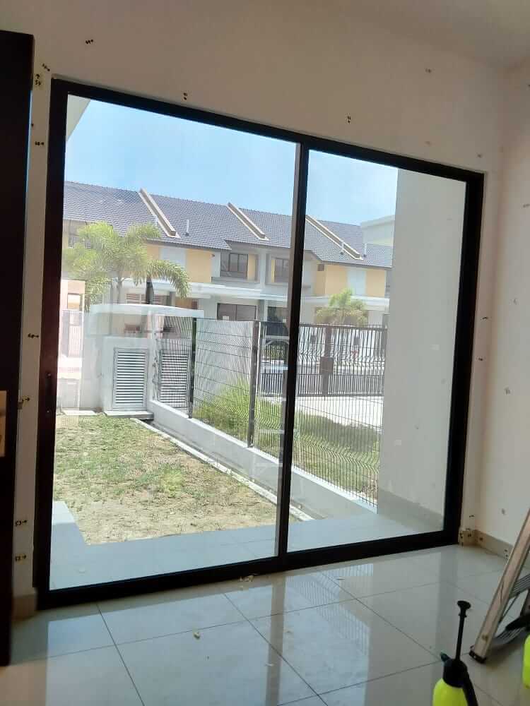 Tinted Rumah I 60182572826 Tinted Tingkap Cermin Rumah Usa Service Paling Bagus Dari Tintedrumahi60182572826 Pemasangan Tinted Tingkap Cermin Rumah Usa Adalah Bertujuan Menapis Haba Dan Silau Dari Matahari Ke Dalam Rumah