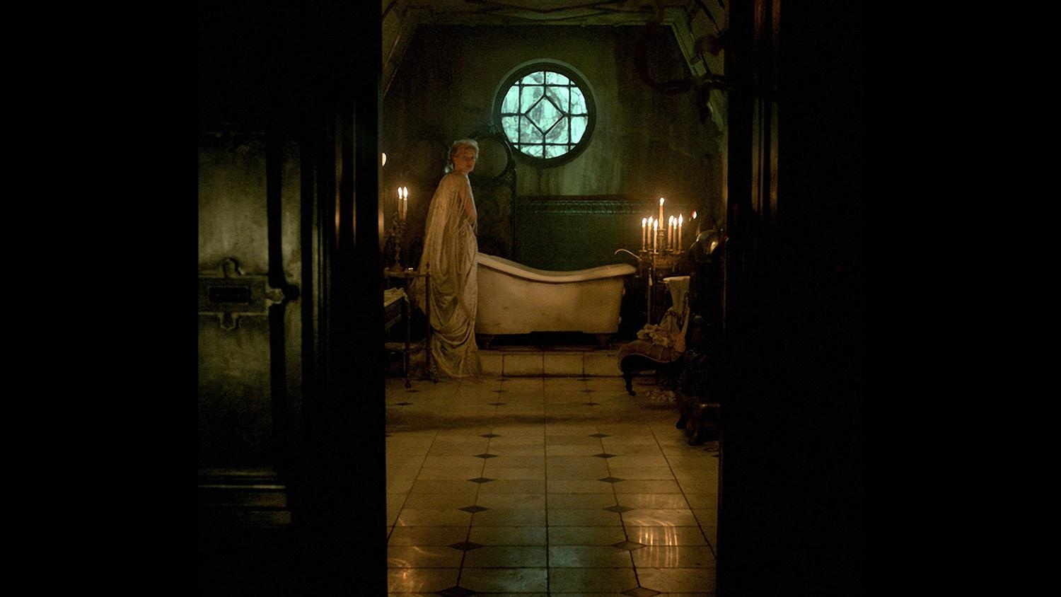 Cabinet De Curiosité Guillermo Del Toro Le Cabinet de Curiosité(s): Crimson Peak ( film)