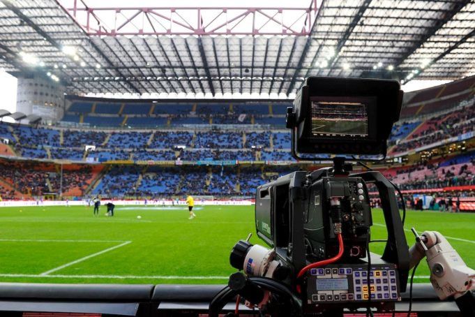 DIRETTA Calcio Fiorentina-Juventus Streaming Rojadirecta Spal-Empoli Gratis, dove vedere le partite Oggi in TV. Stasera Sampdoria-Bologna.