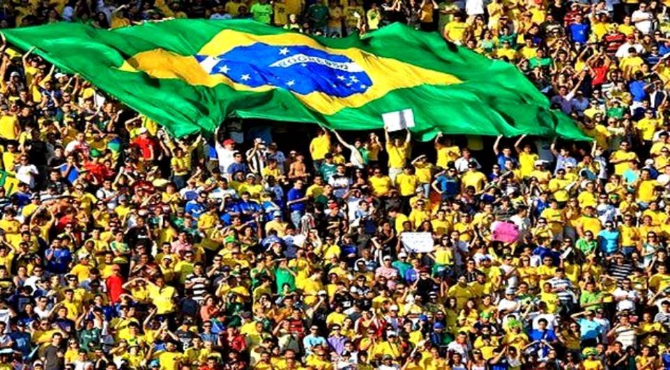  Toni Martins Todo mundo lê! BRASIL TEM MAIS DE 210 MILHÕES DE