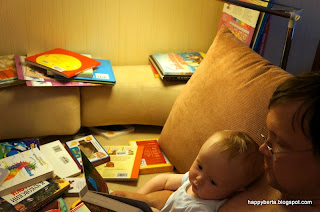 Наш книголюб и его новые книжки :)