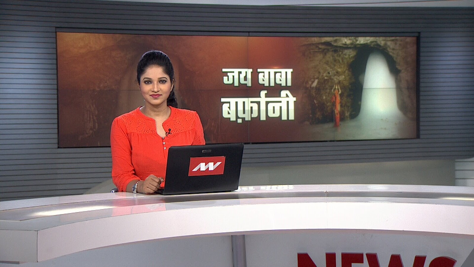 News Nation Channel Anchors List Female Male With Biography Shows Images