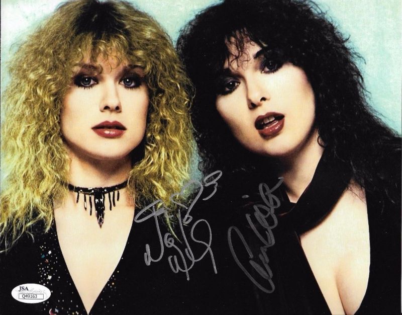 The Heart Band Sisters: 33 Lovely Pics of Ann and Nancy Wilson Together in  the 1970s and 1980s ~ Vintage Everyday