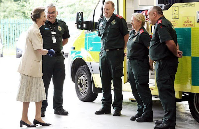 NHS (National Health Service) Blood and Transplant Centre. The Princess visited the North East Ambulance Service in Hebburn