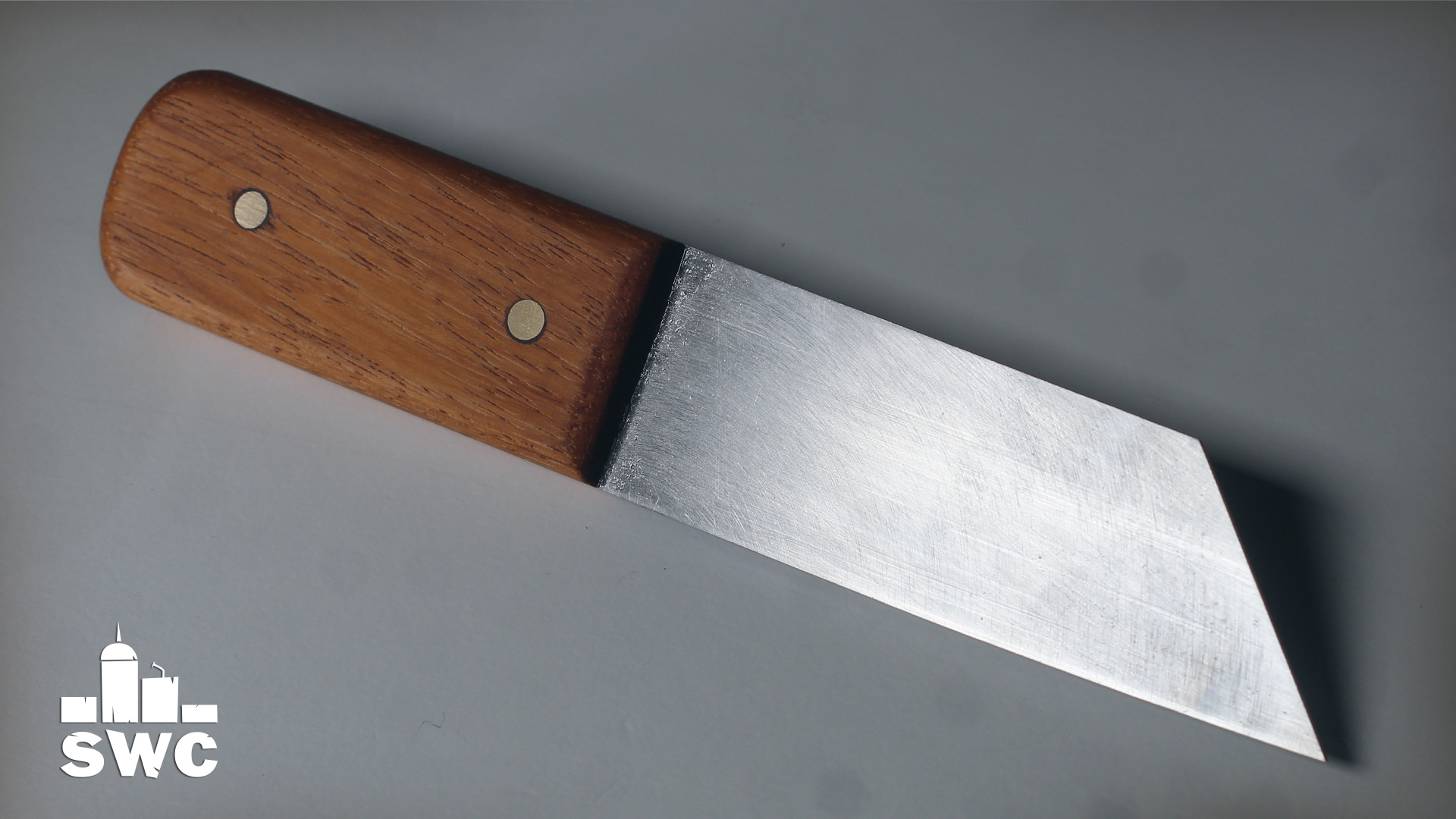 scrap wood city DIY knife parting tool from an old table saw blade