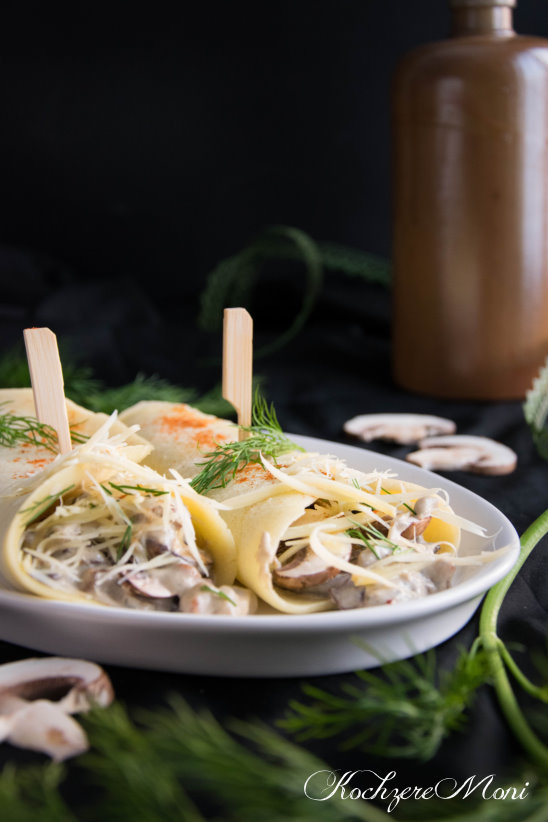 Pfannkuchen mit Champignon Bergkäse Füllung