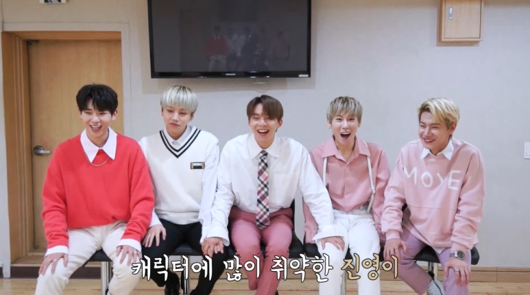 올라프 모를정도로 캐릭터 기억력이 0으로 수렴되는 우진영 | 인스티즈